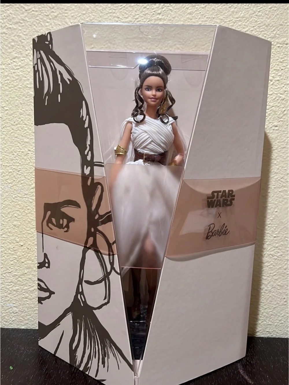 MATTEL Barbie × Star Wars Rey Limited Edition GLY28 Collectible Fashion Doll - Picture 2 of 9